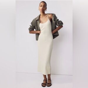 H&M Crinkled Jersey Dress